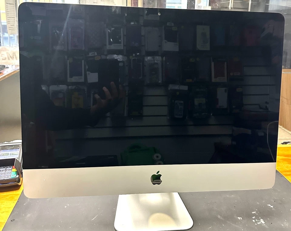 Apple iMac Early 2013 A1418 Computer, Intel Core I3, 1.4ghz, 4GB Memory, 500gb - Image 2 of 4