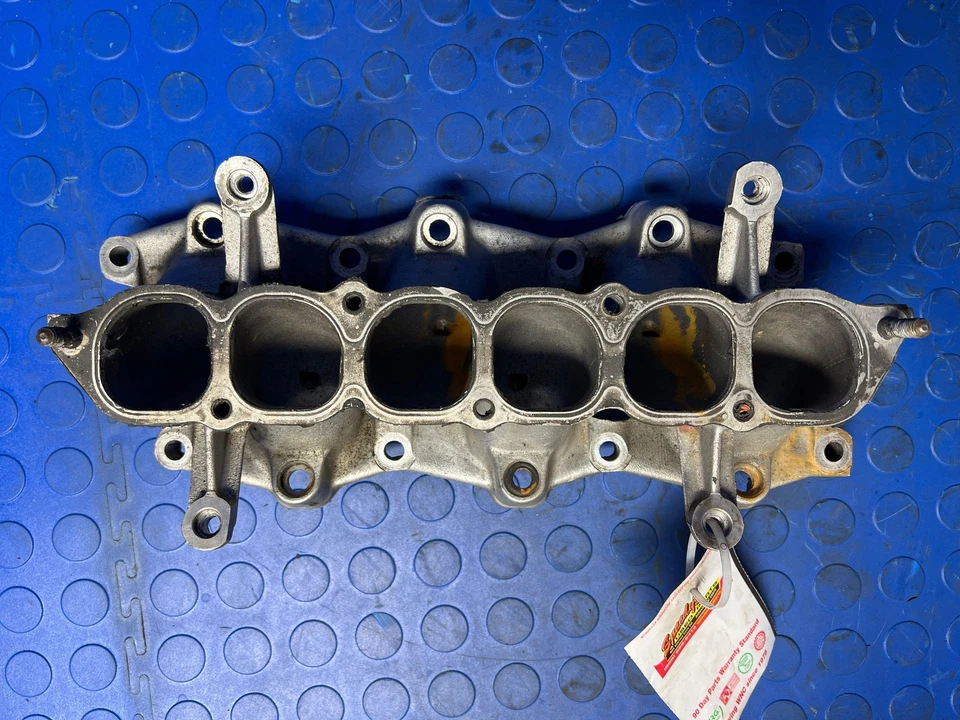 Dodge Mitsubishi 3,0 L 6 cilindros colector de admisión inferior entrada OEM MD354398 Foto 3 de 4
