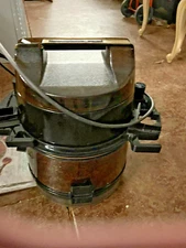 RAINBOW SE CANISTER VACUUM WITH POWER NOZZLE HOSES MANUAL AND ATTACHMENTS