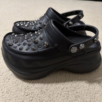 Crocs Women s Sz 9 Classic Bae Studded Clogs Mules Shoes Slip Ons 211626-001 NEW