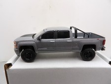 2018 CHEVROLET SILVERADO PICKUP     2018 GREENLIGHT ALL-TERRAIN    1:64 DIE-CAST