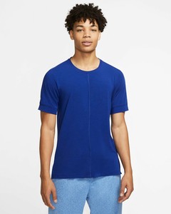 nike yoga t shirt mens