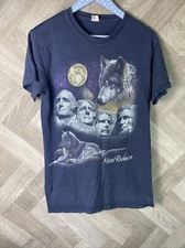 Native American Wilderness  Wolf Mt Rushmore T-Shirt Size Medium