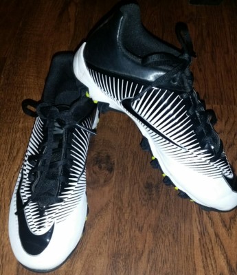 Jungen Schuhe Marke: Nike Vpr Stollenschuhe Schnell Flex, Größe:5Y Farbe: & Weiß