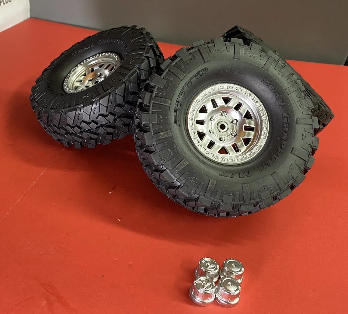 Axial SCX10 III 1.9 Beadlock Wheels SET Nitto Trail Tires