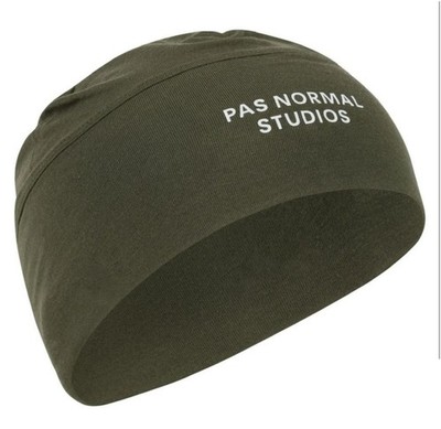 PAS NORMAL STUDIOS Logo Fahrradmütze Strick oliv neu mit Etikett Einheitsgröße