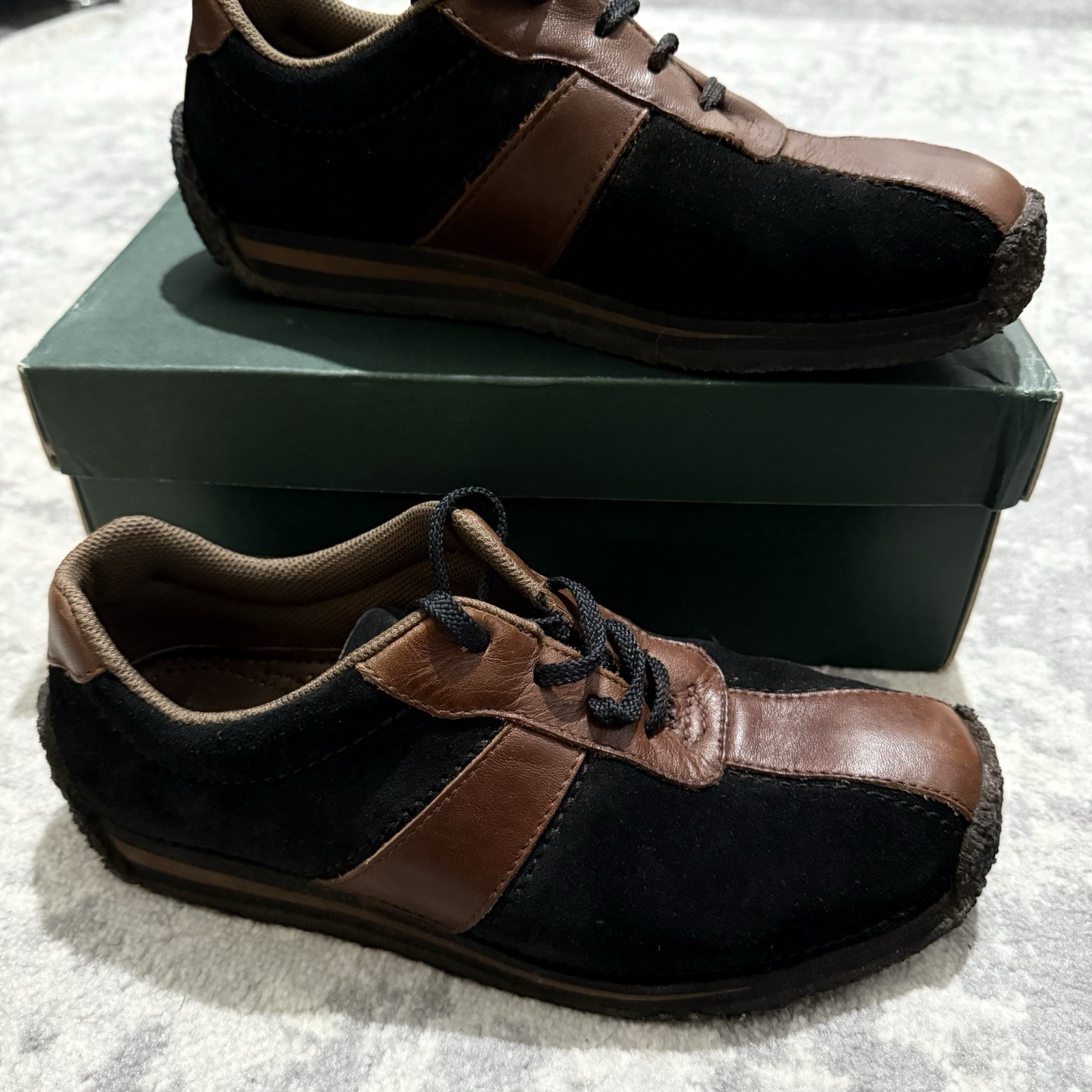 SAOLA Scarpe da ginnastica Clark’s Originals scamosciate pelle nere marroni suola crepe Y2K UK6 5