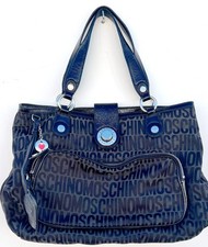 Borsa a tracolla MOSCHINO Spellout logo monogramma jacquard tote bag pelle verniciata Y2K