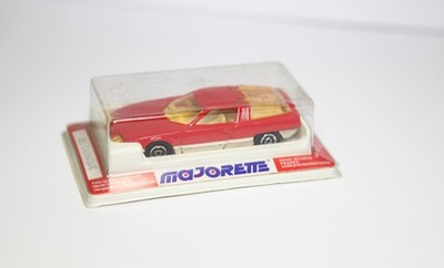 Majorette 221 Bertone Camargue im Originalkarton - neuwertig Retro Modell
