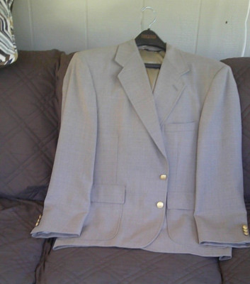 Mens Beige fully lined Blazer size Small to medium
