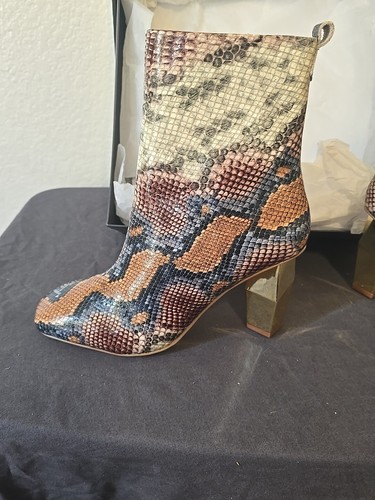 Kurt Geiger Daxon multi-color size 6.5 Snake Print Ankle Boots!! EUR 36.5 - Picture 8 of 14