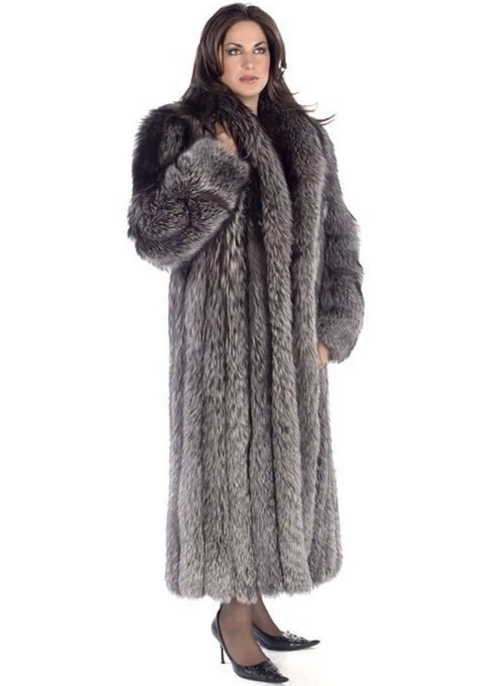 Abrigo de zorro plateado - chal Foto 2 de 2