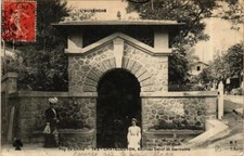 Old postcard Chatel-Guyon Sources Deval et Germaine (720568)
