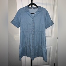Gap Size Medium Blue Denim Button-Up Tiered Button Up Dress