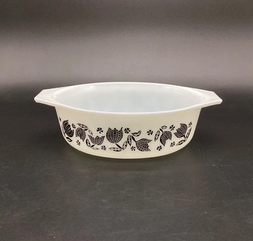 Vintage PYREX 043 BLACK TULIP 1½ Quart Oval Casserole Bake Dish USA