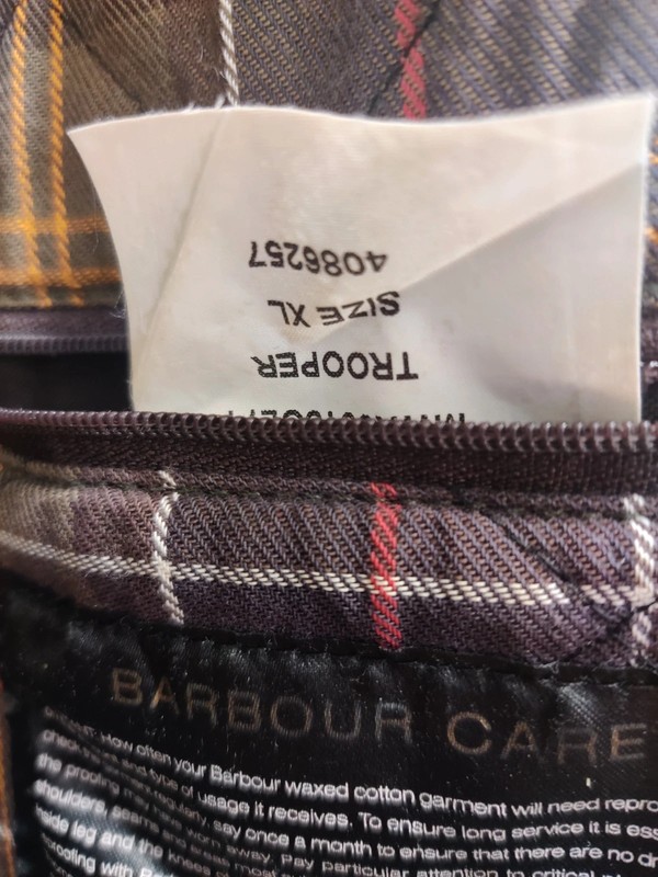 Barbour Trooper Wax Jacket olive Green - XL image 8