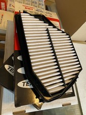 (2) Service Champ AF4873 air filters Wix 4630...