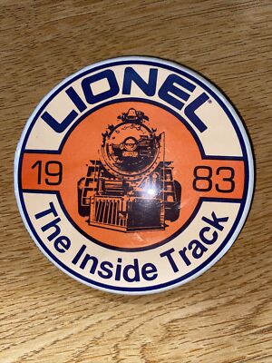 VINTAGE LIONEL THE INSIDE TRACK 1983 3,5 ZOLL BUTTON PIN (B5)