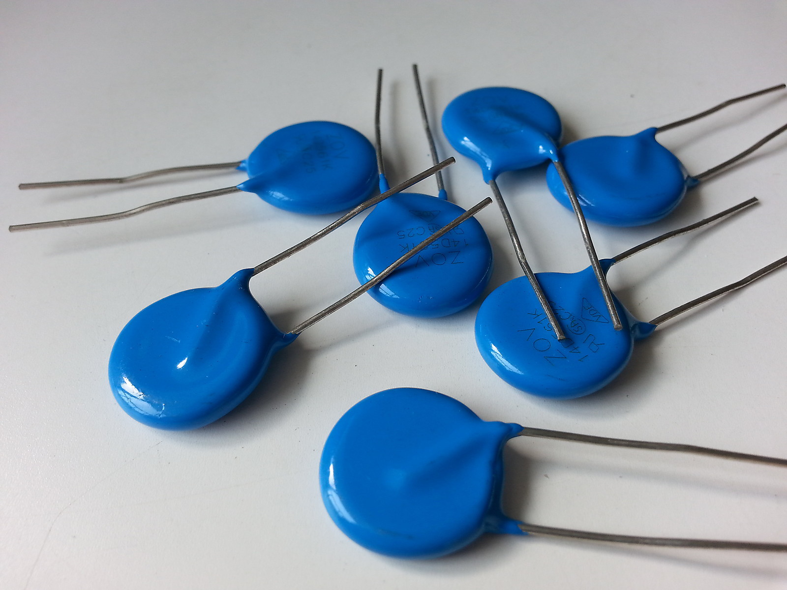 20pcs 14D241K Varistor Resistor 240V UL eBay