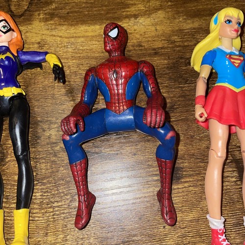 Dc Marvel Lot Of 4 Bat Girl Superwomen Spider-Man Batman - Picture 4 of 8