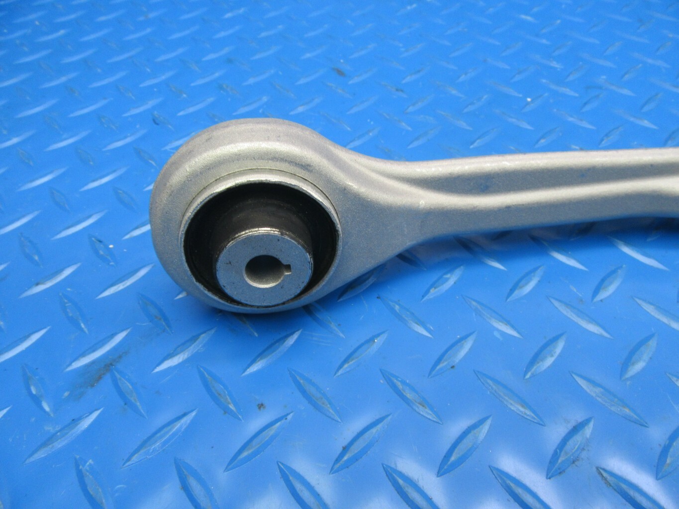 Bentley Bentayga left upper control arms TopEuro #9141 