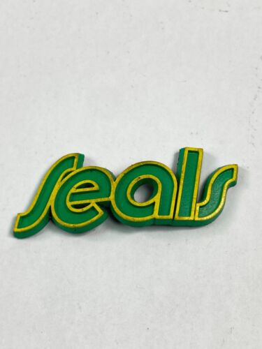 California Golden Seals Vintage 70s Logo Rubber Magnet Hockey NHL Standing Board - Picture 2 of 3