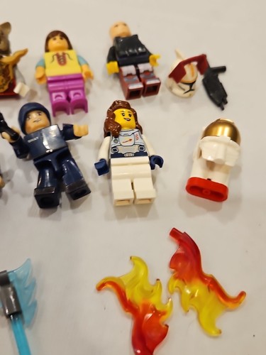 LEGO Mini Figure Assorted Figures and Accessories Lot of 20 Random Pieces - Picture 14 of 21