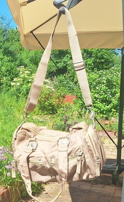 beige Handtasche mittelgroß mit 6 RV-Fächern und abnehmbarem Schultergurt