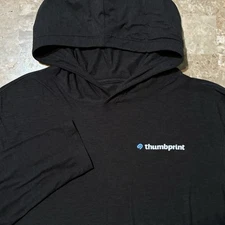 Vuori Hoodie Mens Medium Black Strato Tech Long Sleeve Soft Knit Company Logo