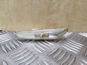 BMW 1 E87 Kotflügelblinker vorne links 6313693299710 2.00 Diesel 120kw 26106033