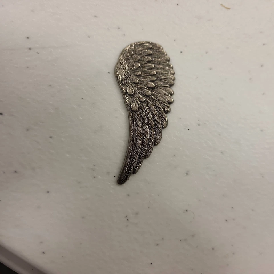 Alas de metal coronas adornos dijes lote mixto suministros artesanales álbumes de recortes Foto 2 de 3