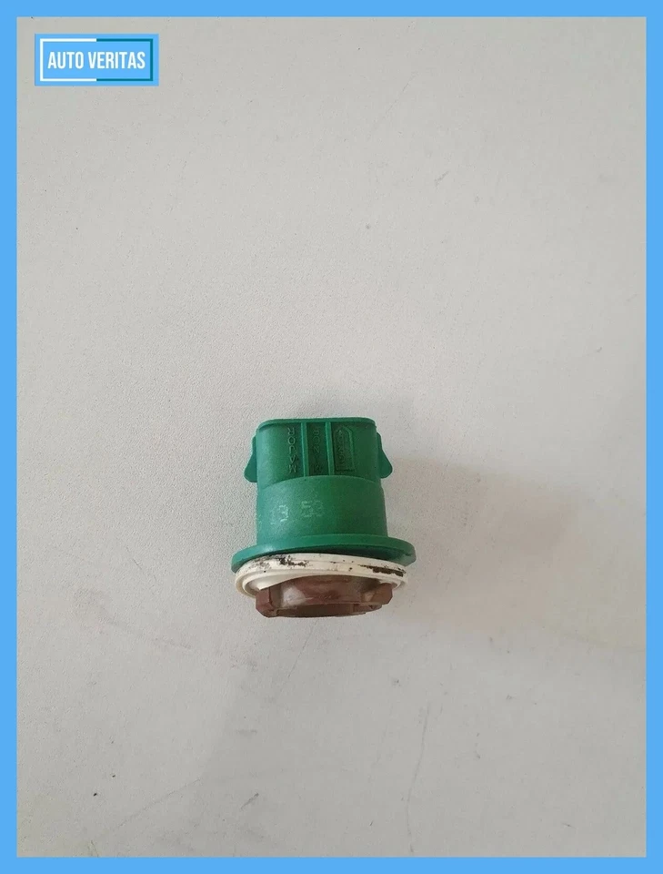 Original Ford Explorer U2 lamp carrier f85b13411from - Image 2 of 4