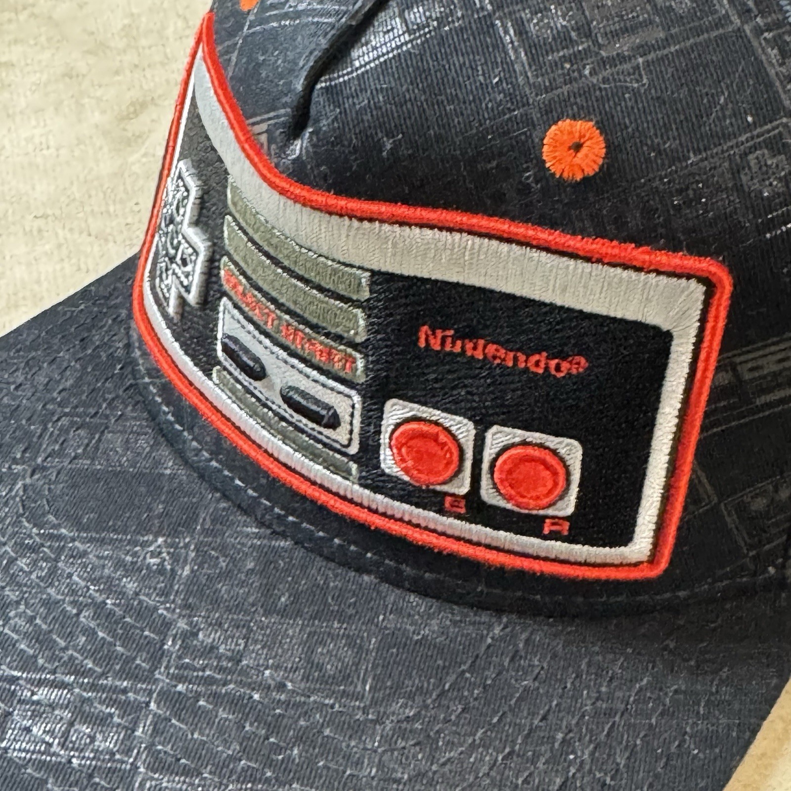 Nintendo NES Controller Hat Snapback Cap Black Re… - image 5