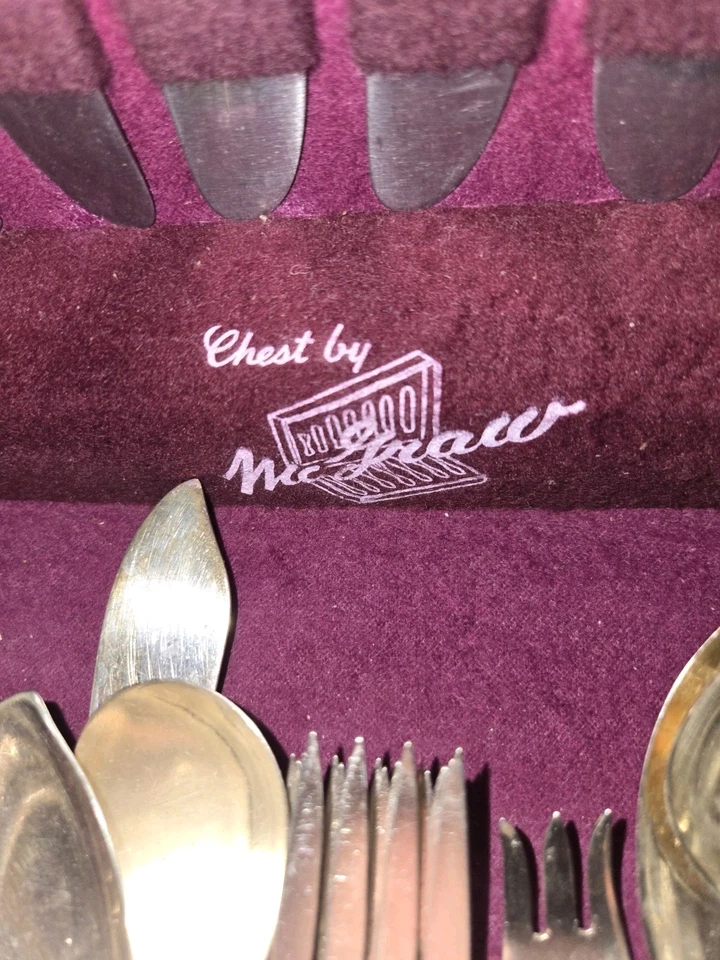 Juego de cubiertos WM Rogers Mfg Co 53 piezas placa plateada AA IS con estuche certificado ORGNL Foto 4 de 4