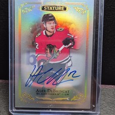 Upper Deck 2019-20 Stature Alex DeBrincat Auto Autographed #17 Blackhawks