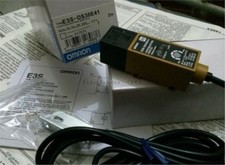 Photoelectric Switch Omron E3SDS30E41 E3S-DS30E41 sy