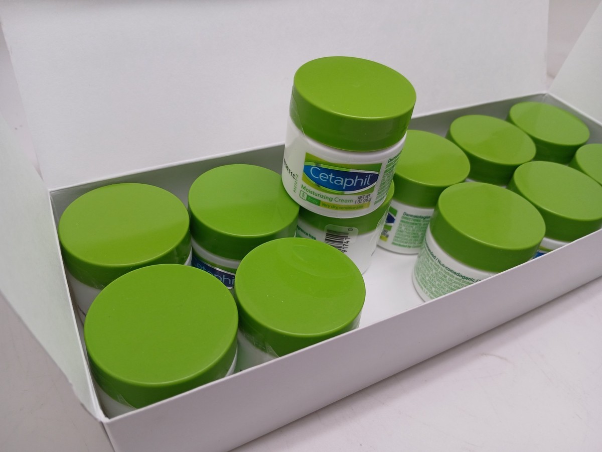 Cetaphil Moisturizing Cream 1 oz Travel Size 12 Pack | For Dry