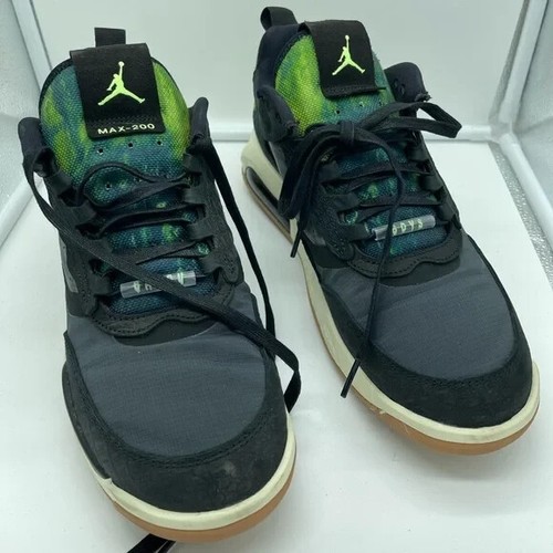 jordan max 200 bayou