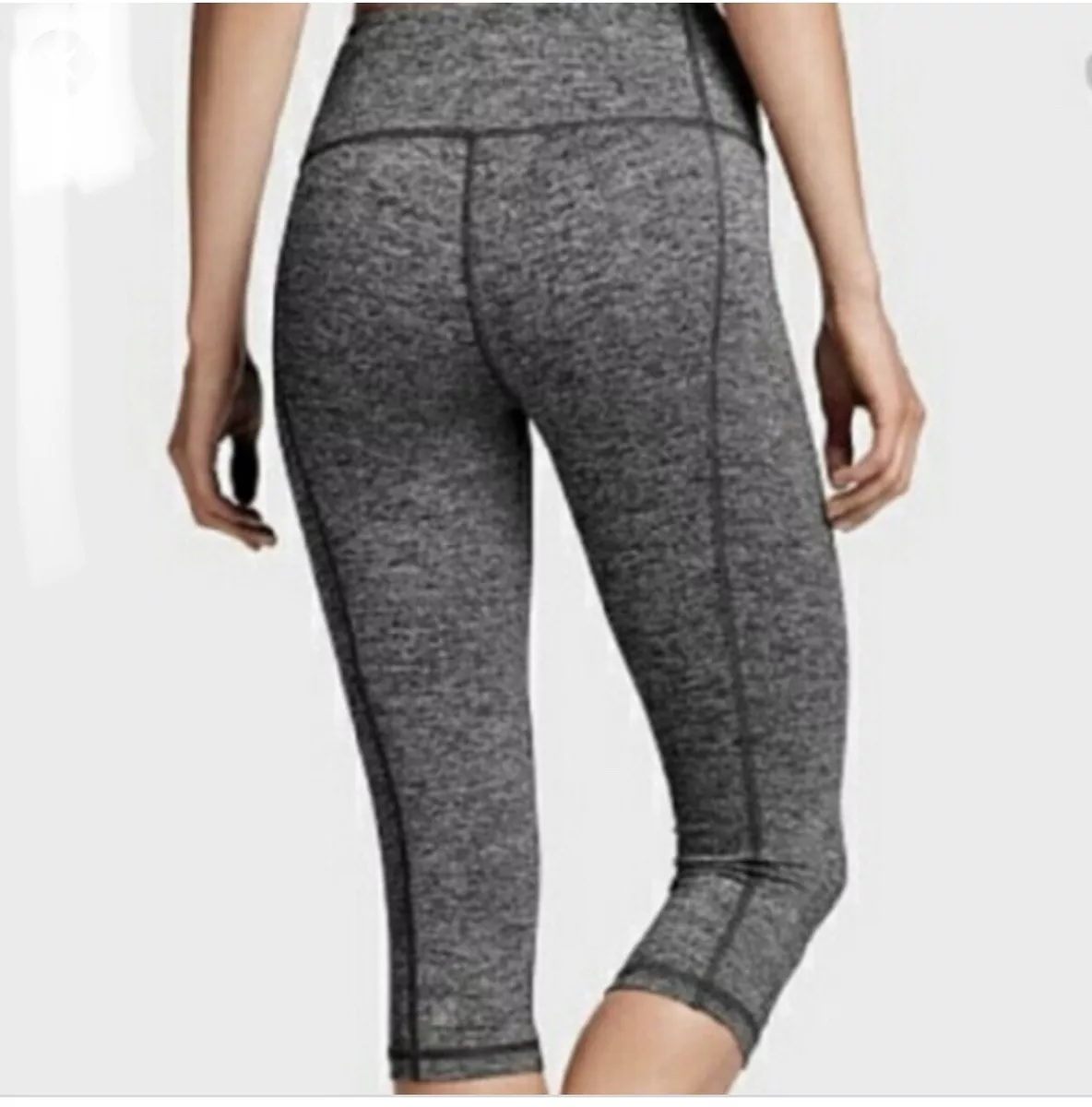 Victoria Secret VSX Knockout Capri Leggings Yoga,Gym. S