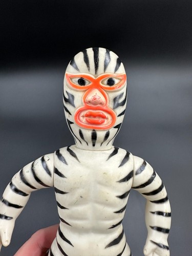 Vintage Tiger Mask Great Zebra Sofubi Nakajima Seisakusho Soft Vinyl Figure BIG - Picture 3 of 5