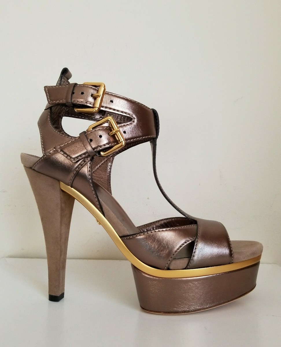 GUCCI IMAN RUNWAY ICONIC PEWTER GOLD T STRAP SANDALS EU 39 I LOVE