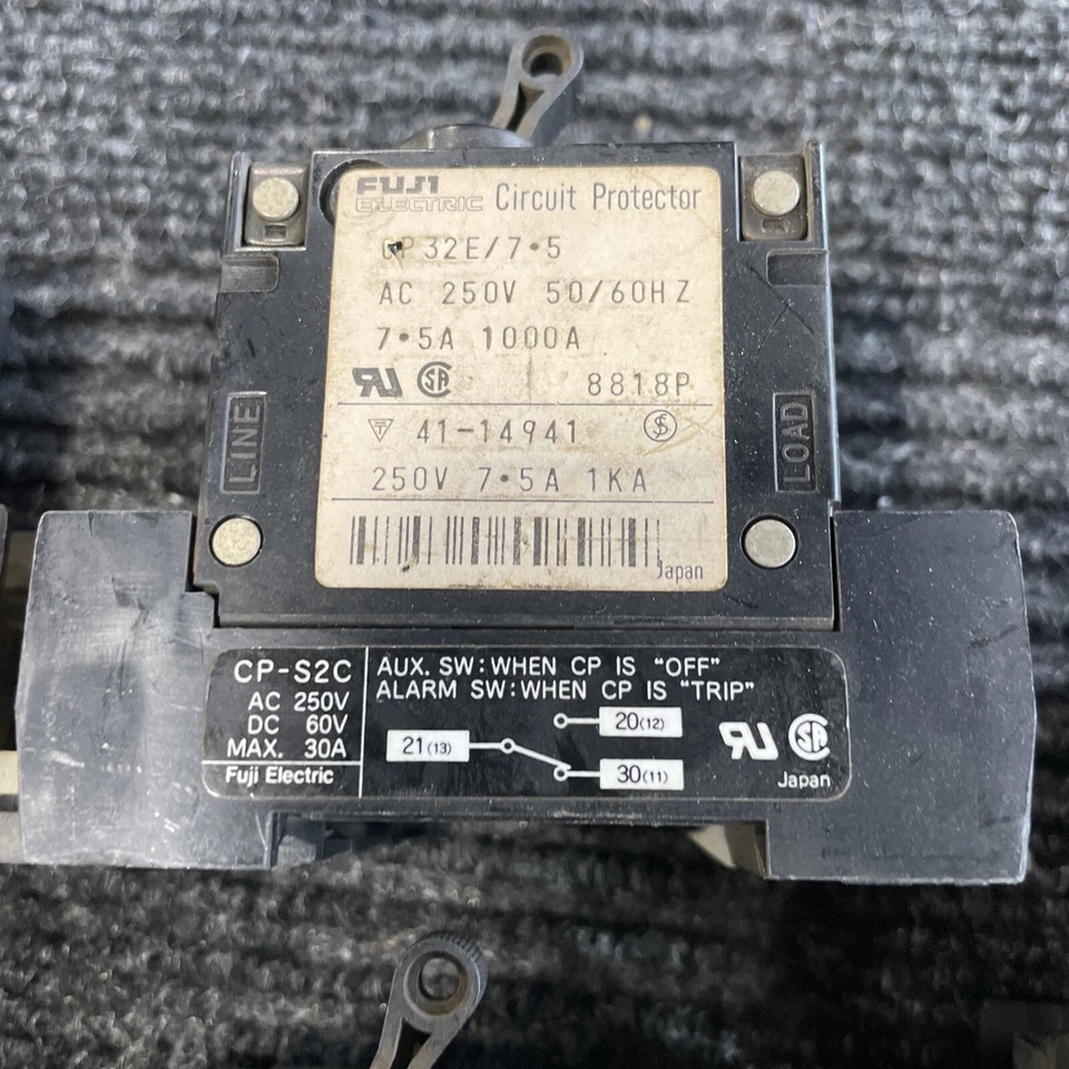 Fuji CP32E/5 Circuit Prot. CP-S2c +Cp32e/0.25 +Cp32e/7.5 +Cpe31e/5wd +Cpe31e/7.5 - Image 3 of 4