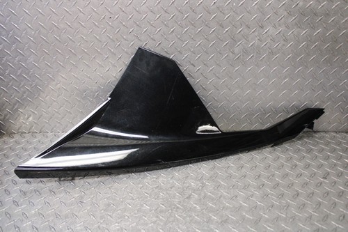 17 / 23 Can-Am Maverick X3 Max Front Right Fender Fairing Panel Cover OEM Part