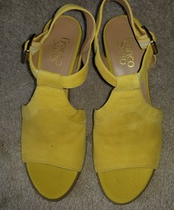 franco sarto t strap sandals