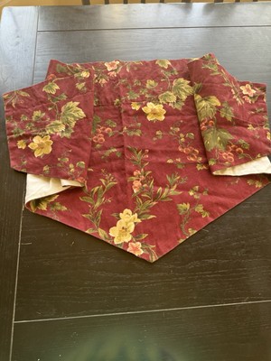 Waverly Classics Valance Ascot Chianti Cabernet Red Floral & Grapes No Tassel 50