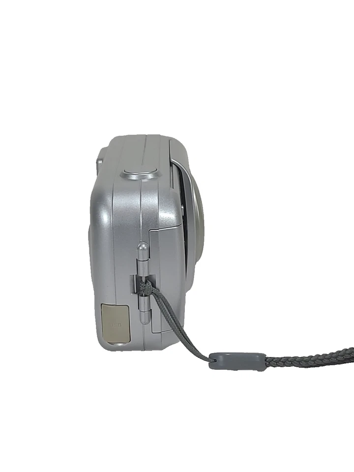 Olympus CAMEDIA D-390 Digital Camera Silver 2.0MP – Tested & Working - Image 4 of 4