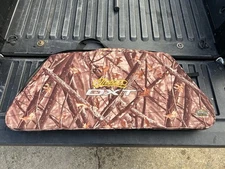 Mathews DXT 70 Lb right handed  Bow And Arrow Complete Kit