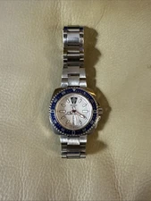 Zodiac V-Wolf ZO2304 Men's Watch. Nice condition | Swiss Made -USA Seller