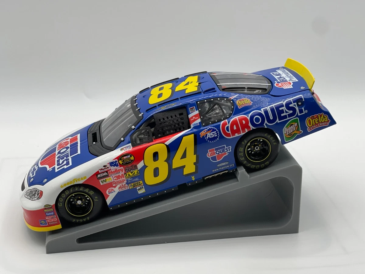 Kyle Busch Multi-Color Diecast Racing Cars 2004 Vehicle Year for