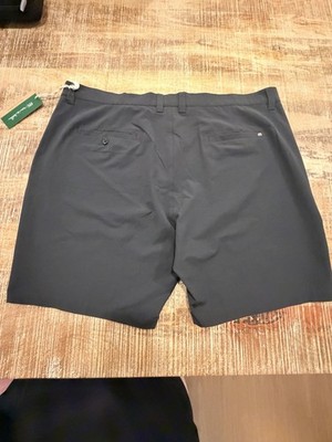 Travis Mathew s Bermuda Size 42 Golf Shorts With Pockets New With Tags